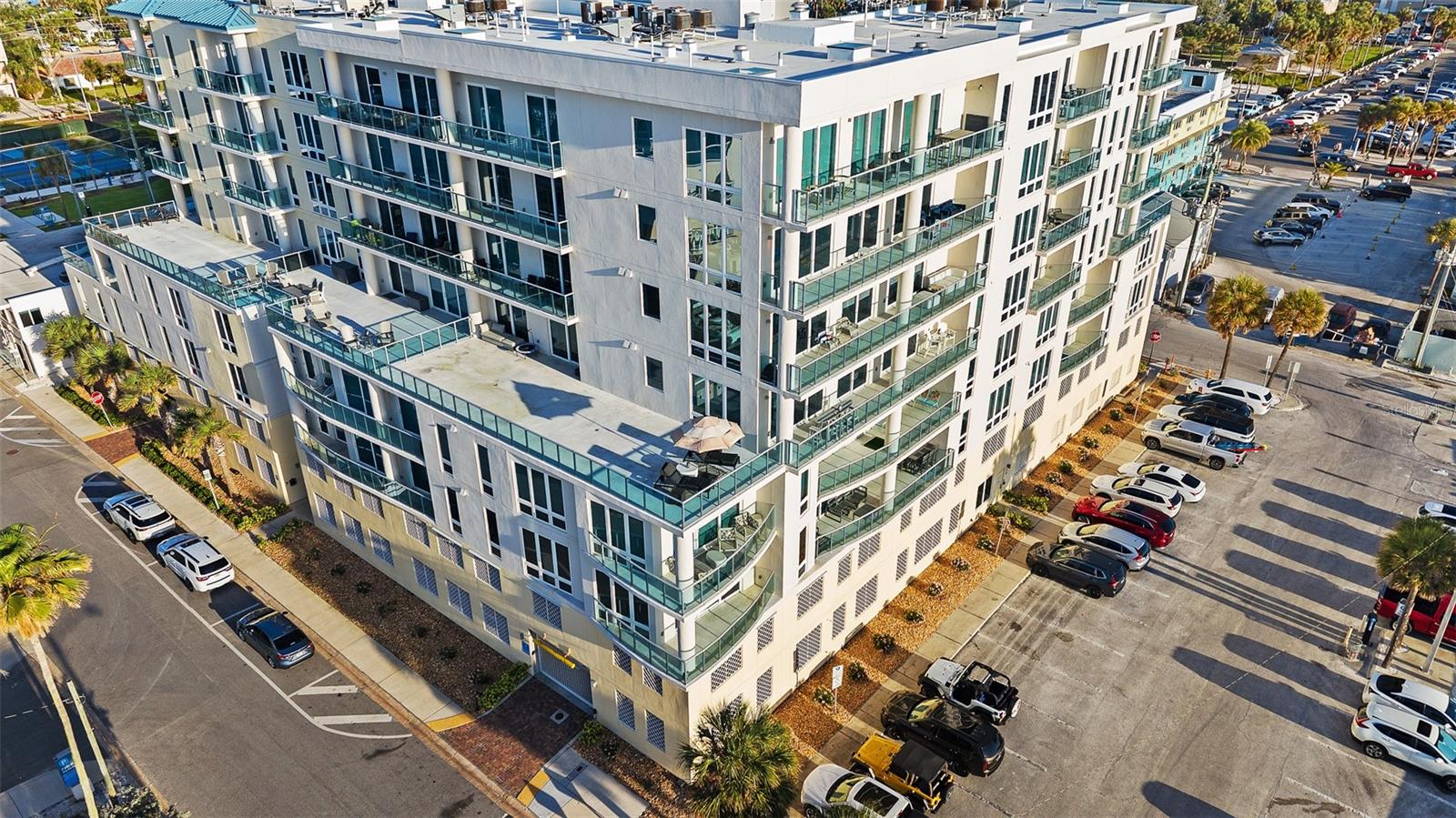 15 AVALON ST #502, CLEARWATER BEACH, FL, 33767