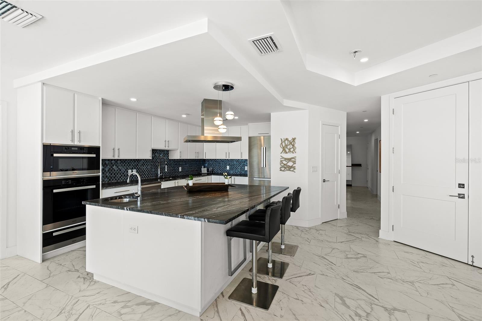 15 AVALON ST #502, CLEARWATER BEACH, FL, 33767