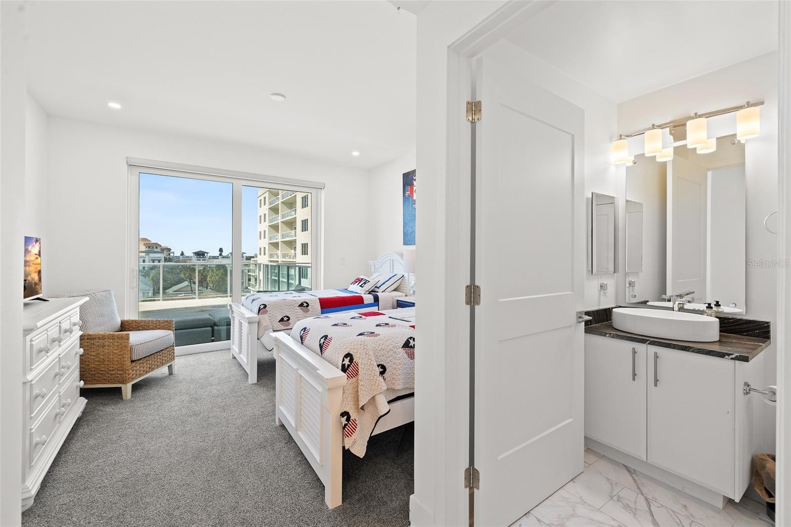 15 AVALON ST #502, CLEARWATER BEACH, FL, 33767