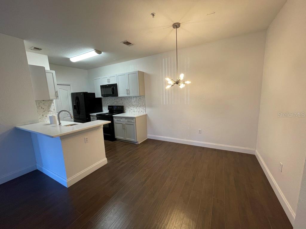 5821 LEGACY CRESCENT PL #102, RIVERVIEW, FL, 33578