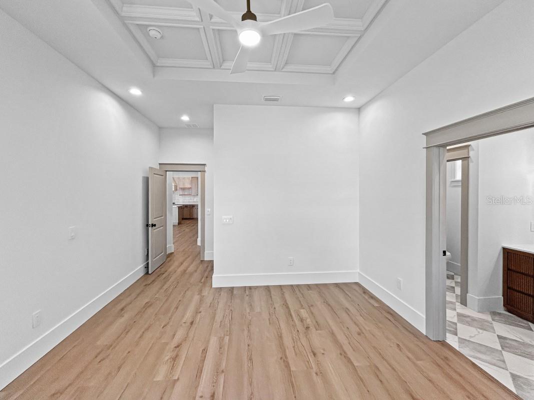 1607 GRAY ST S, GULFPORT, FL, 33707