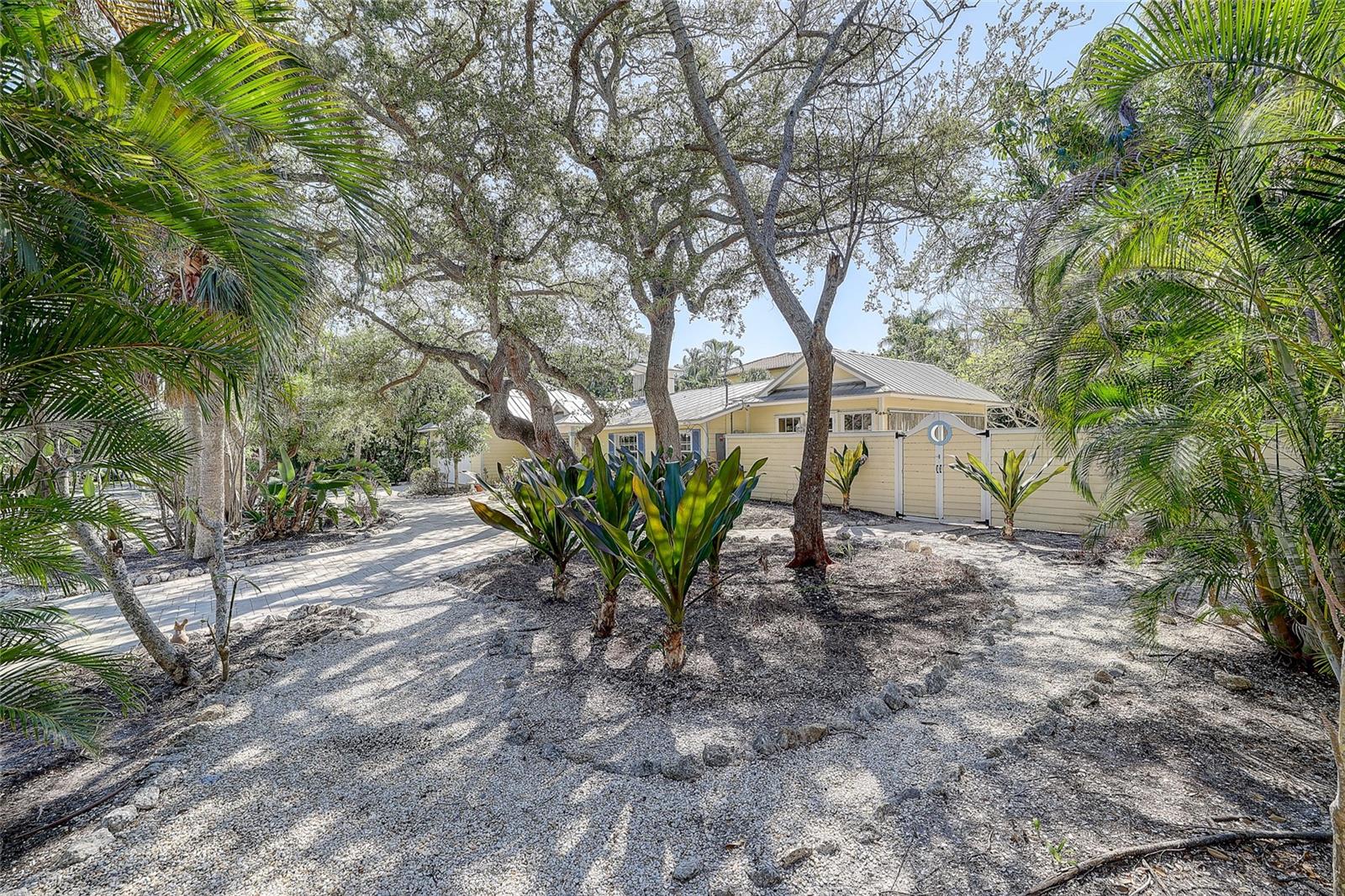 226 OGDEN ST, SARASOTA, FL, 34242