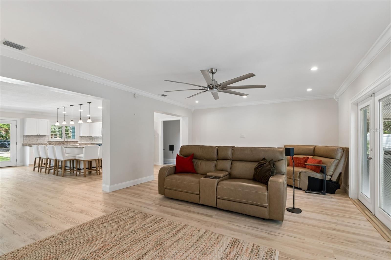 8270 30TH AVE N, ST PETERSBURG, FL, 33710