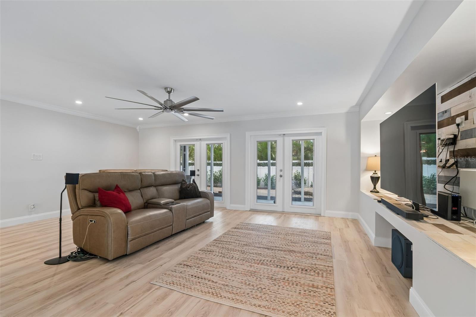 8270 30TH AVE N, ST PETERSBURG, FL, 33710