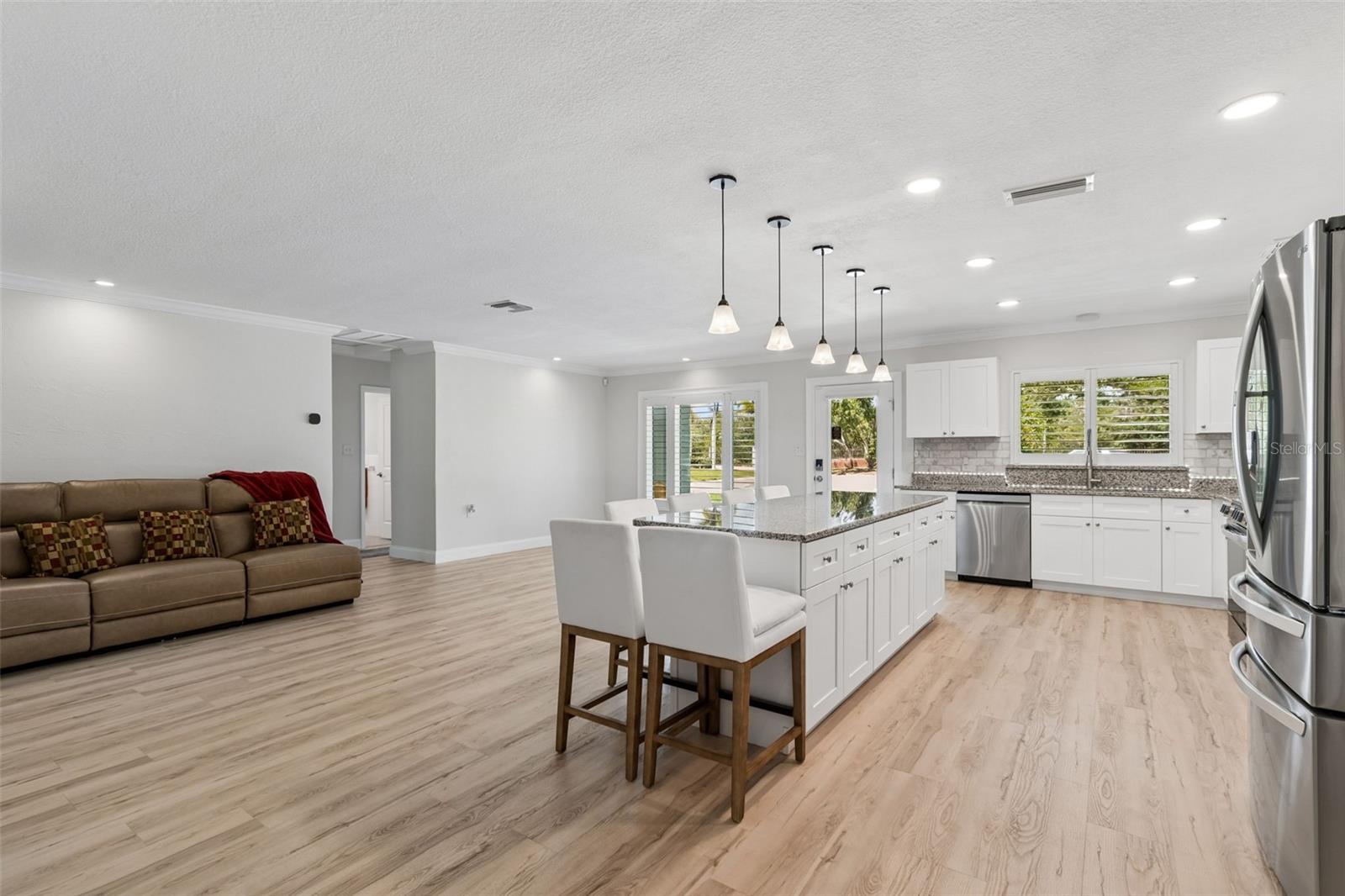 8270 30TH AVE N, ST PETERSBURG, FL, 33710