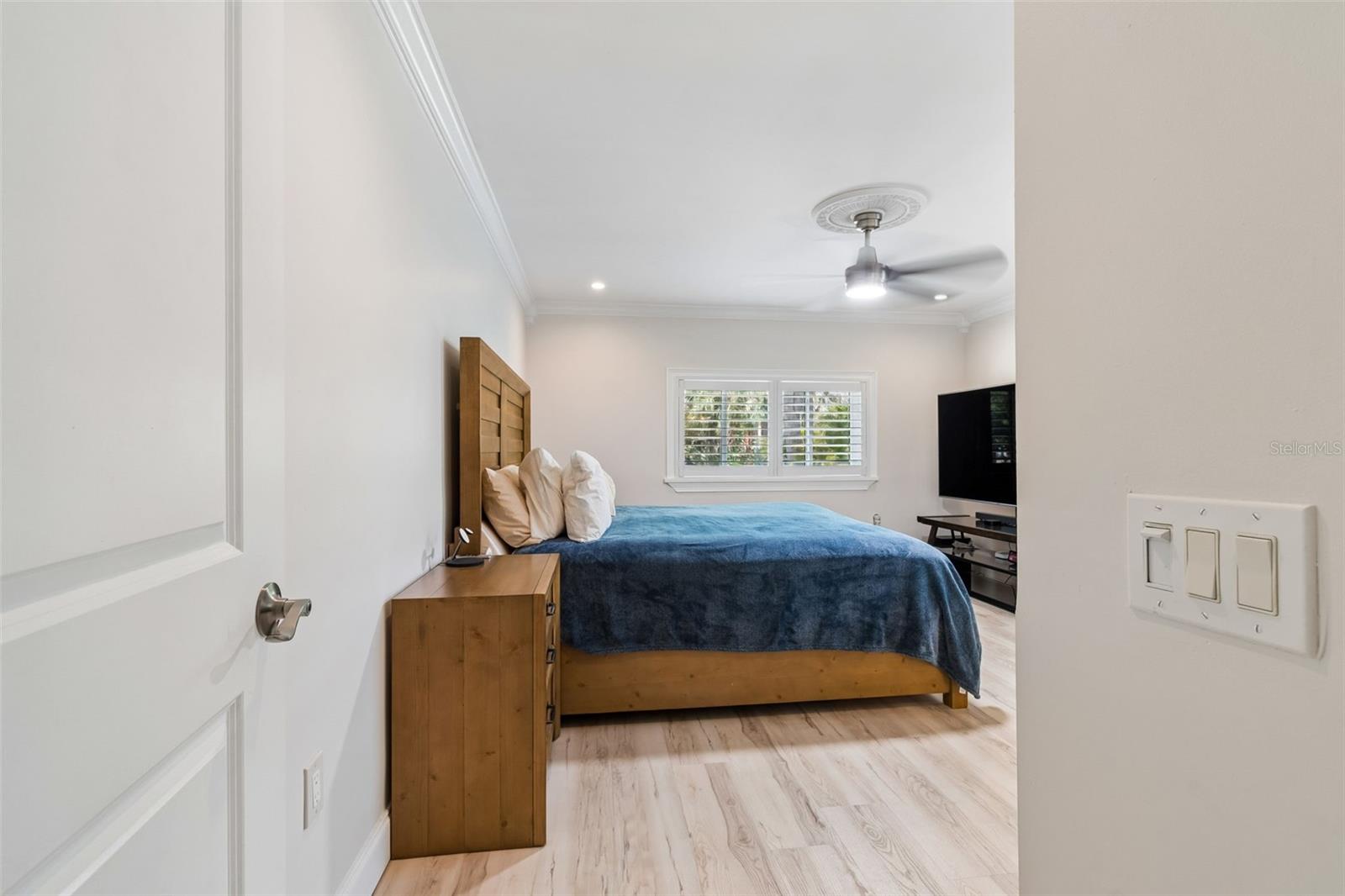 8270 30TH AVE N, ST PETERSBURG, FL, 33710