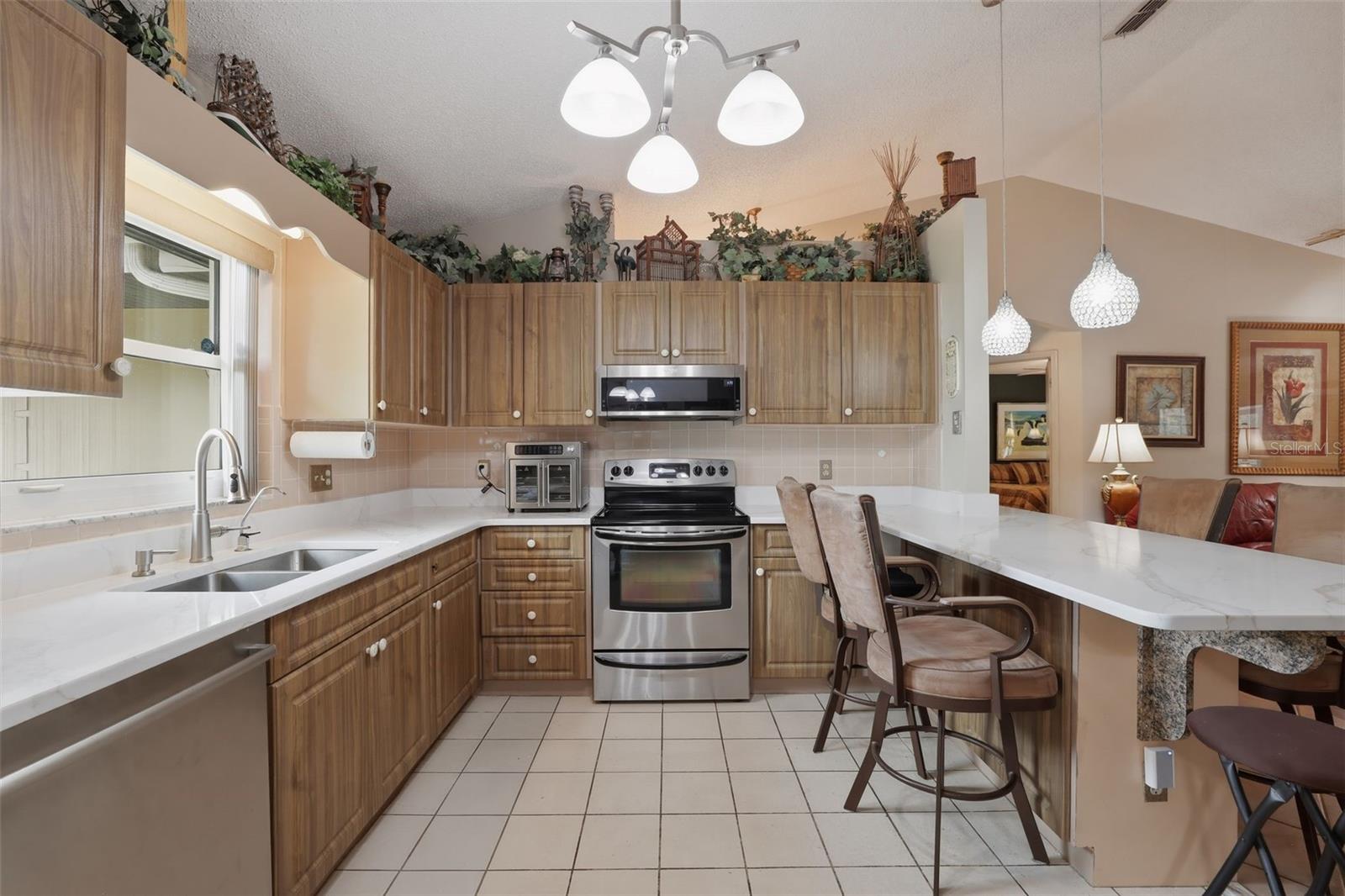 2425 HAWK GRIFFIN RD, PLANT CITY, FL, 33565