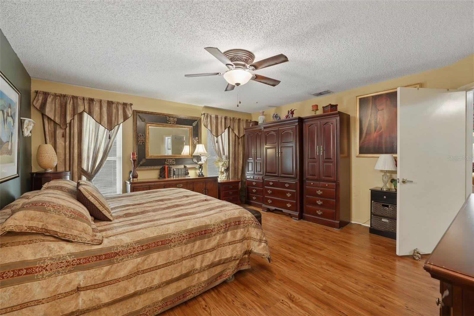 2425 HAWK GRIFFIN RD, PLANT CITY, FL, 33565