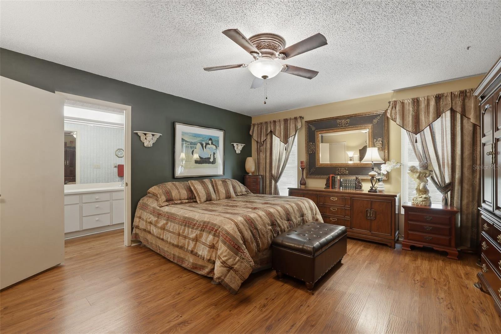 2425 HAWK GRIFFIN RD, PLANT CITY, FL, 33565