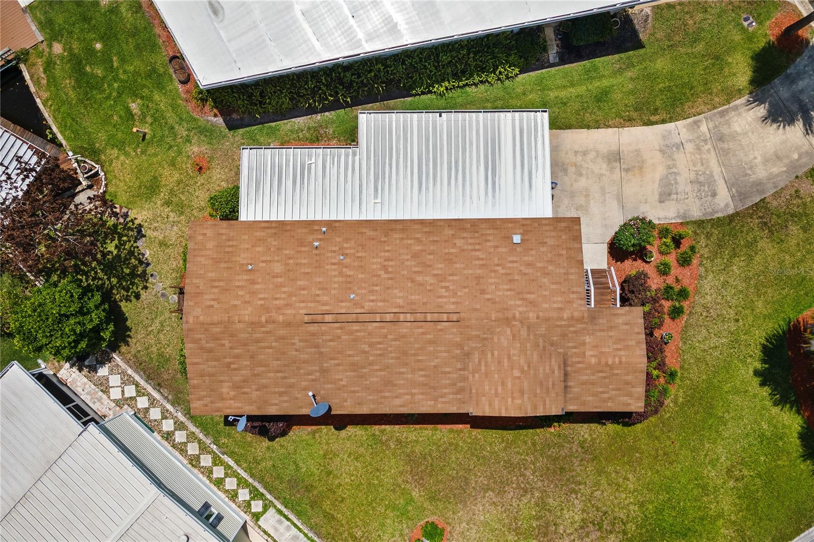 2417 VINDALE RD, TAVARES, FL, 32778