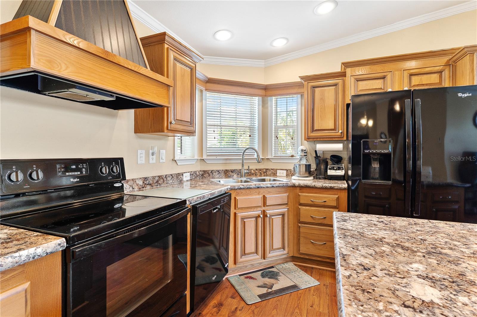 2417 VINDALE RD, TAVARES, FL, 32778