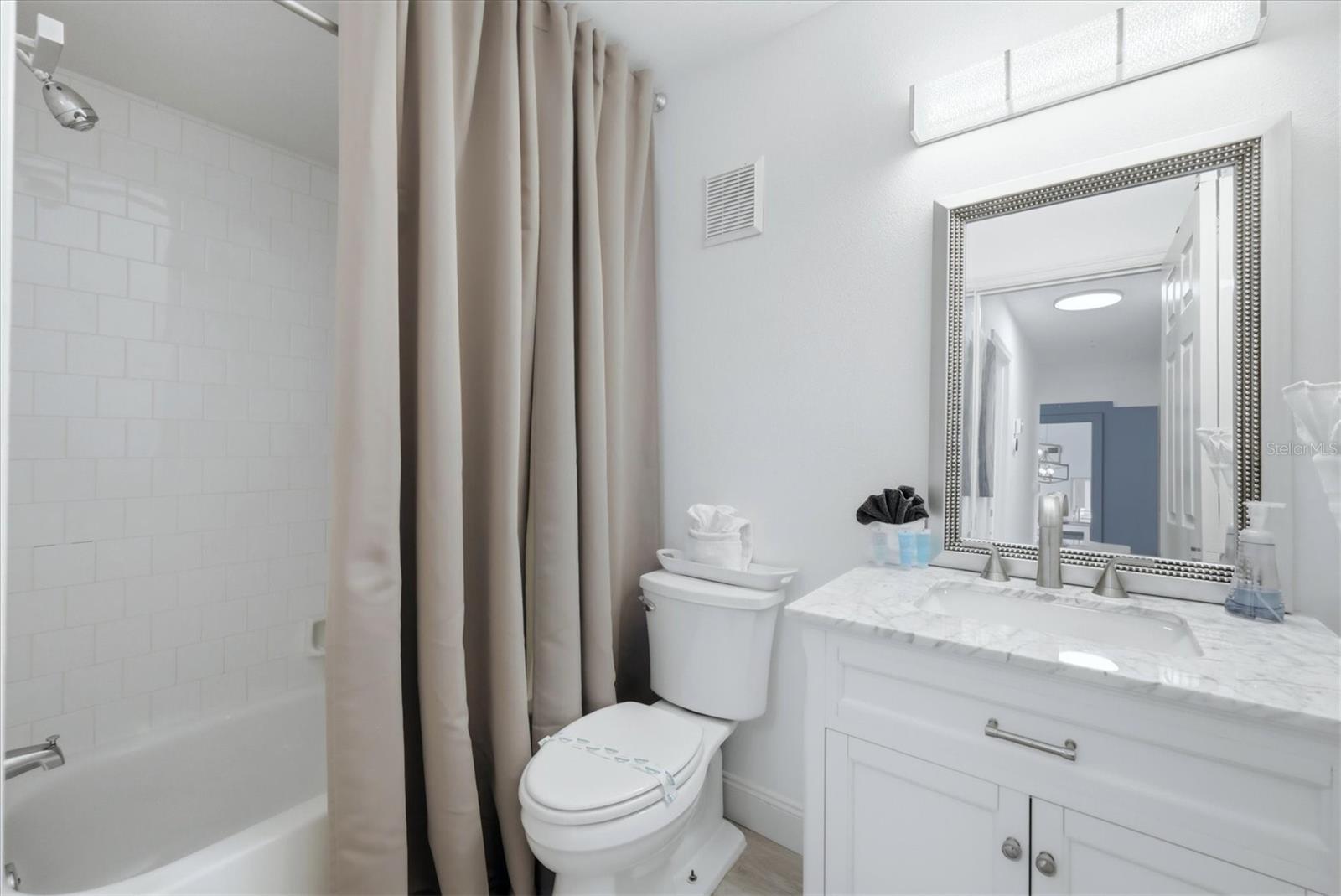 972 SANDPIPER CIR #972, BRADENTON, FL, 34209