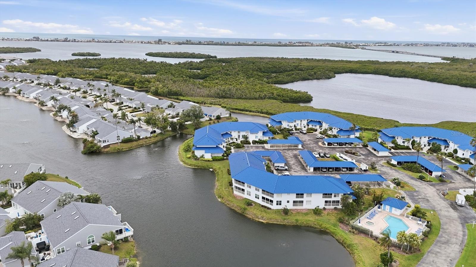 972 SANDPIPER CIR #972, BRADENTON, FL, 34209