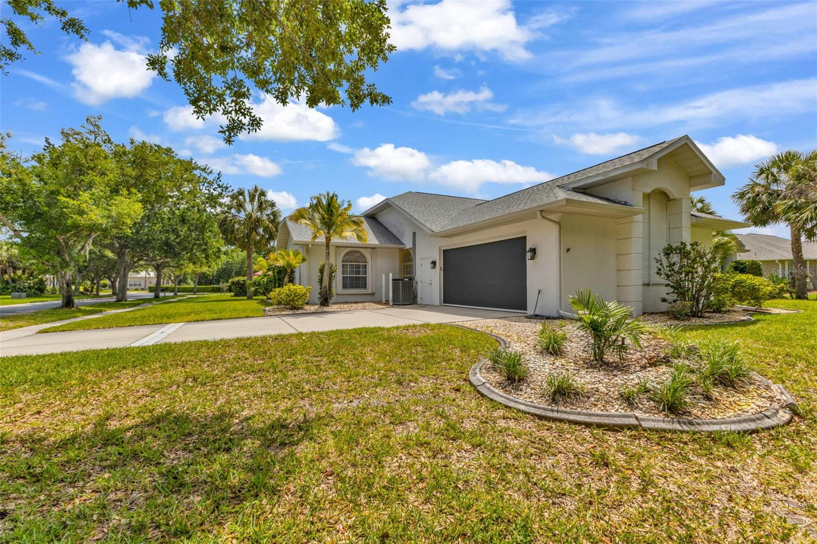 1040 HARBOUR WAY PL, PUNTA GORDA, FL, 33983