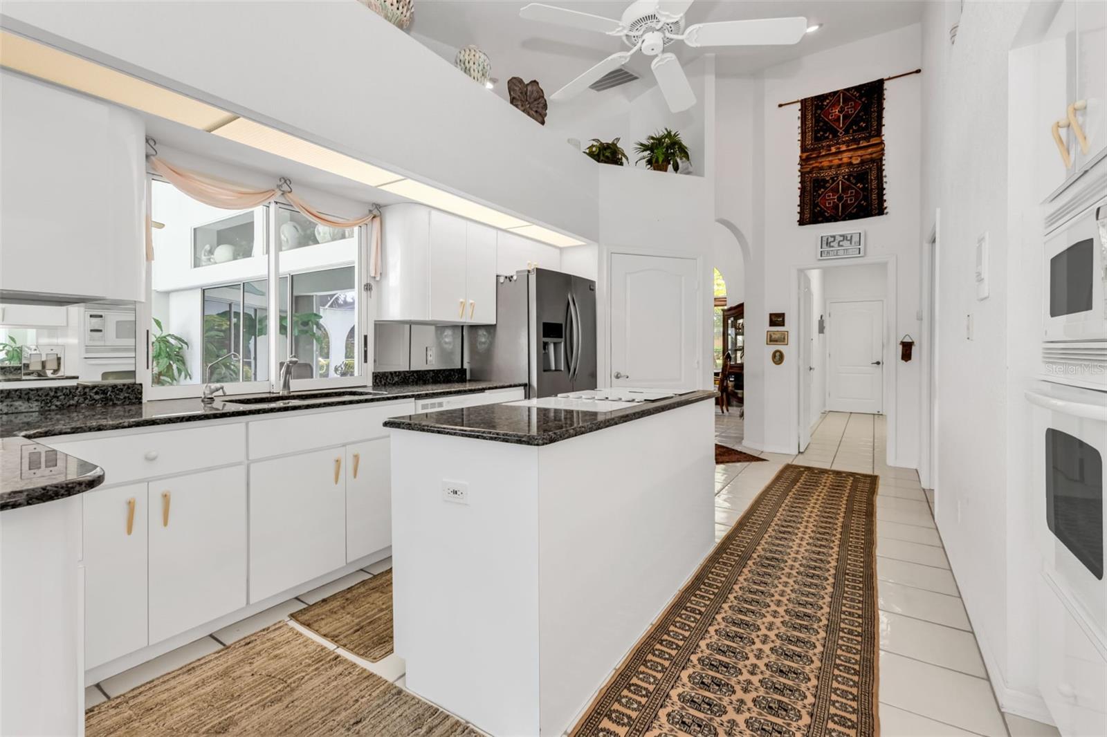 1040 HARBOUR WAY PL, PUNTA GORDA, FL, 33983