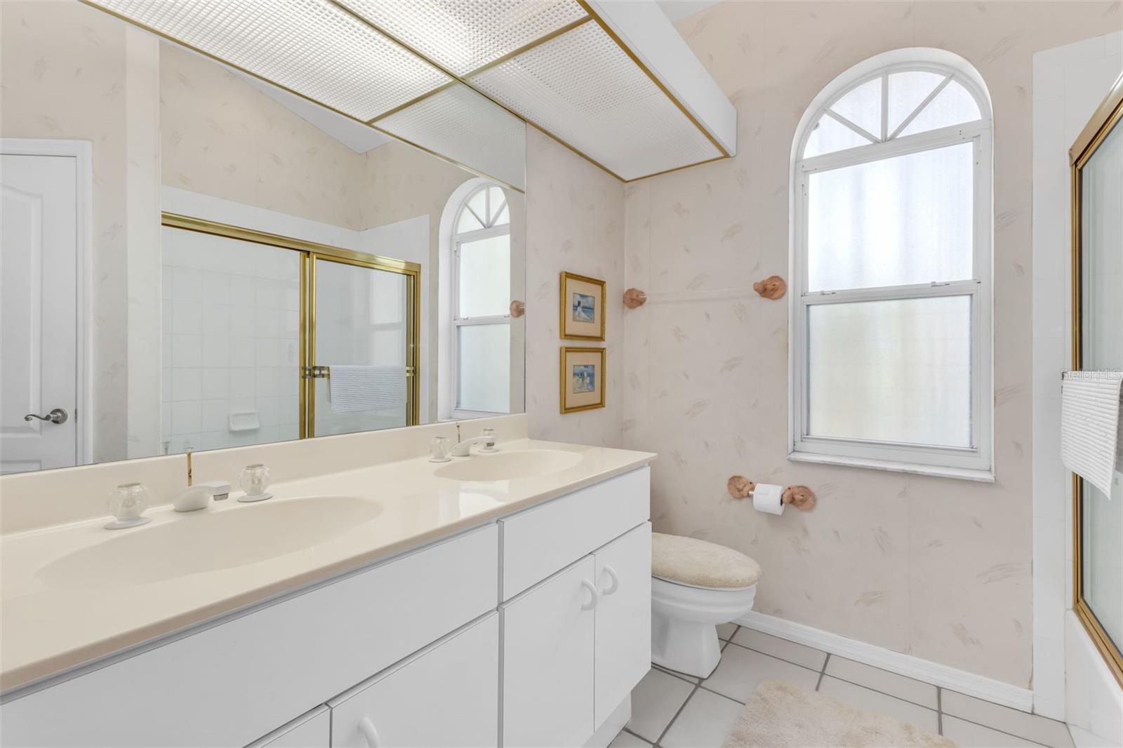 1040 HARBOUR WAY PL, PUNTA GORDA, FL, 33983