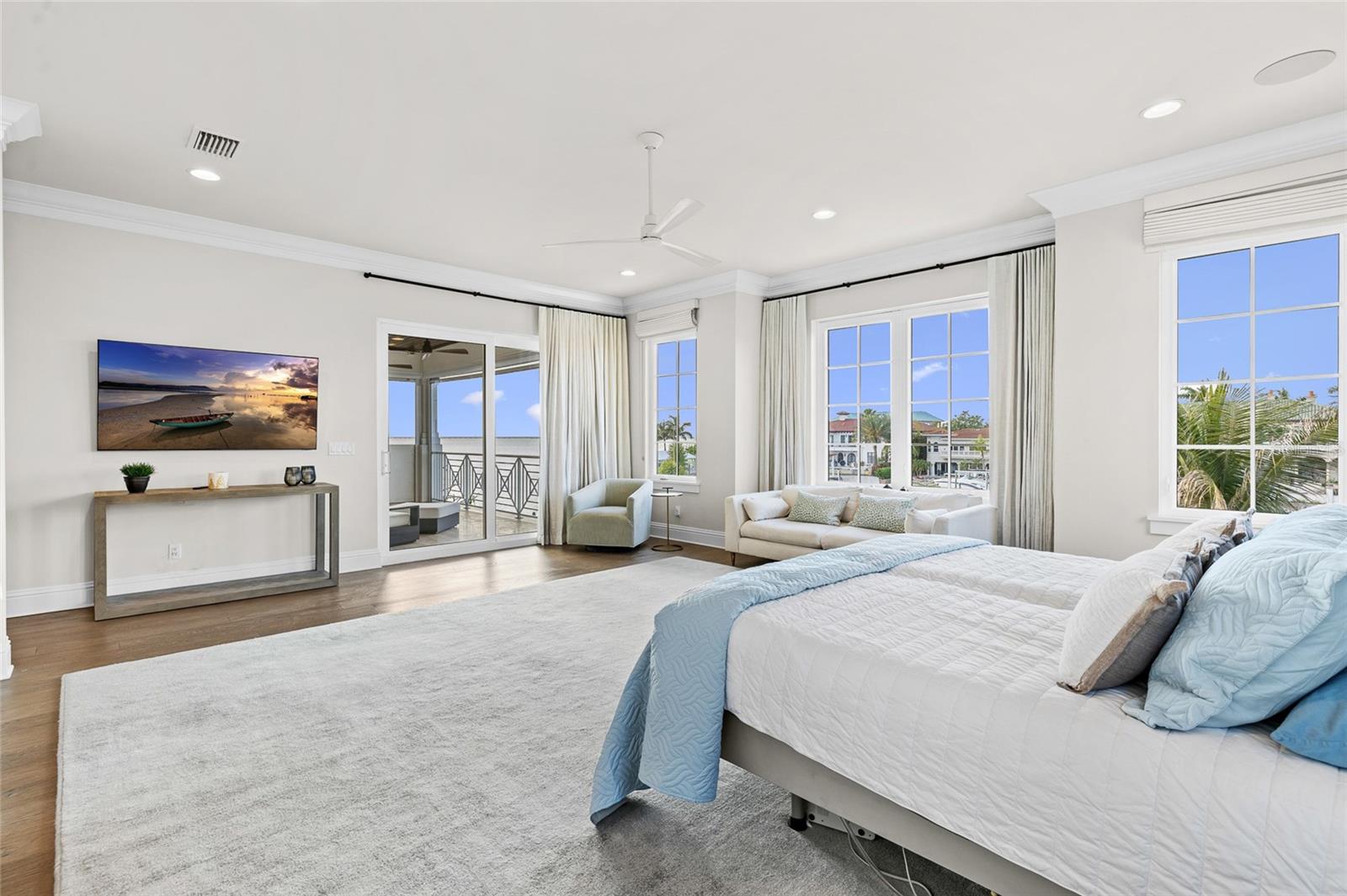 5111 W HOMER AVE, TAMPA, FL, 33629