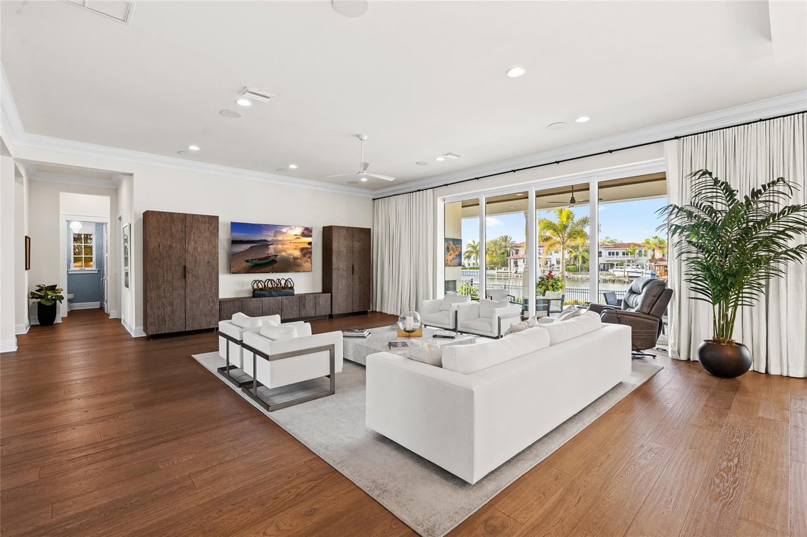 5111 W HOMER AVE, TAMPA, FL, 33629