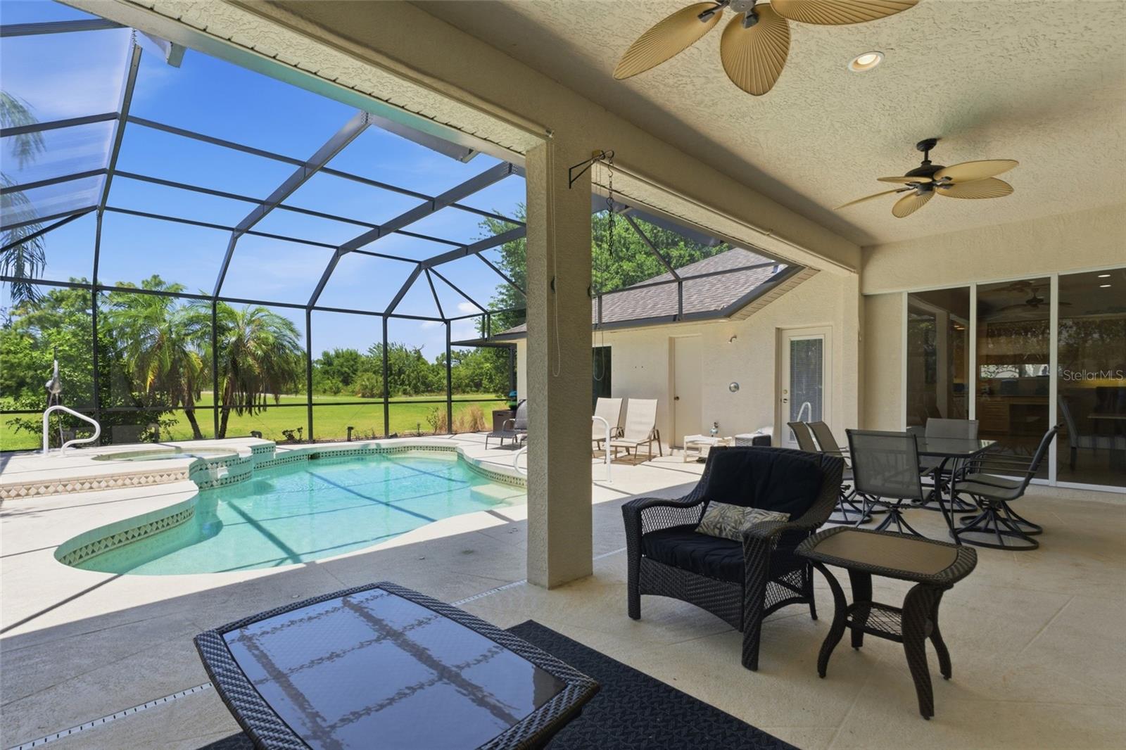 974 ROTONDA CIR, ROTONDA WEST, FL, 33947