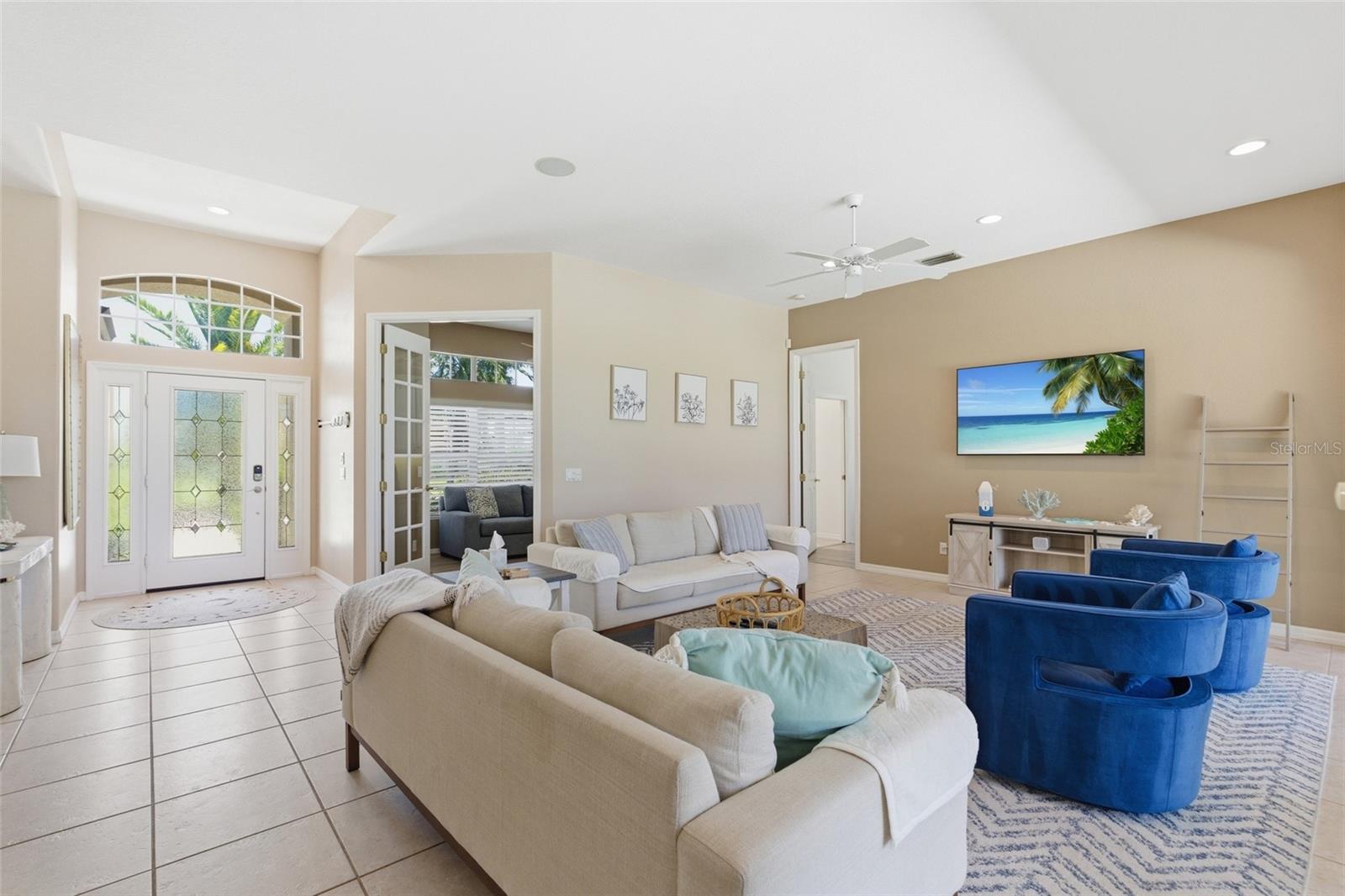 974 ROTONDA CIR, ROTONDA WEST, FL, 33947