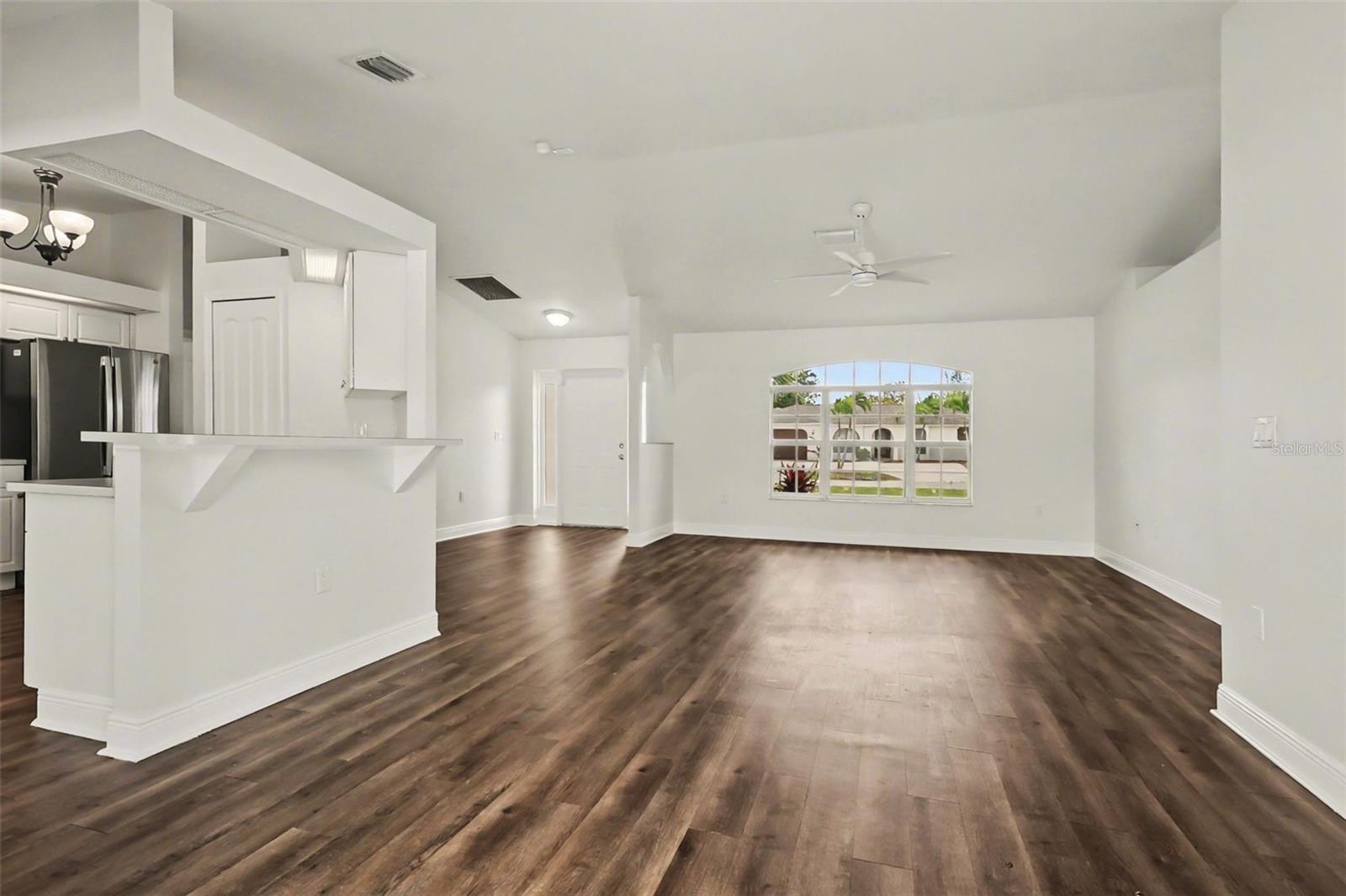 1303 SE 19TH ST, CAPE CORAL, FL, 33990