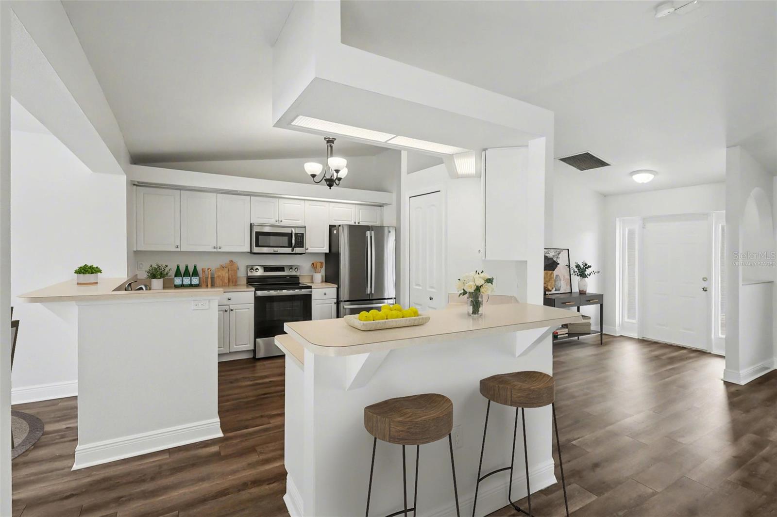 1303 SE 19TH ST, CAPE CORAL, FL, 33990