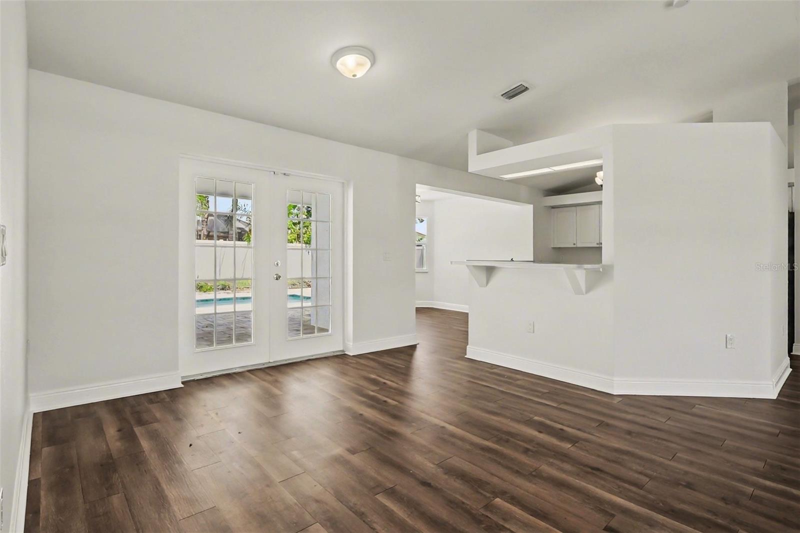 1303 SE 19TH ST, CAPE CORAL, FL, 33990