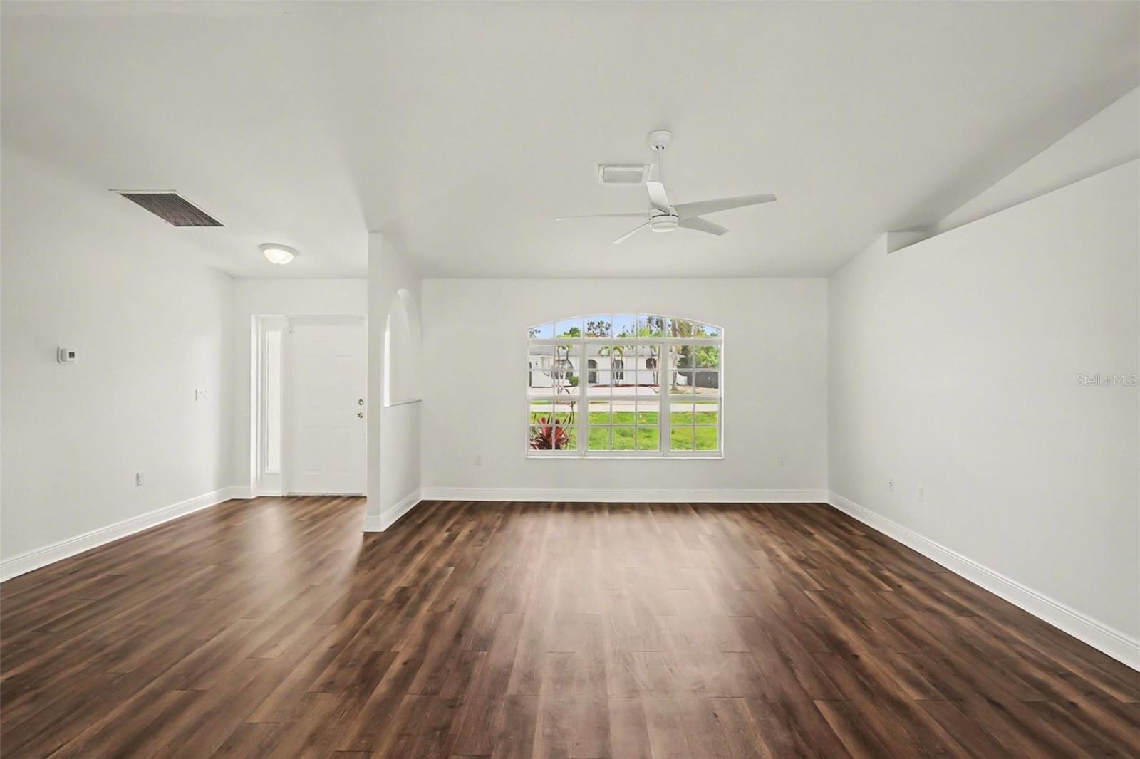 1303 SE 19TH ST, CAPE CORAL, FL, 33990