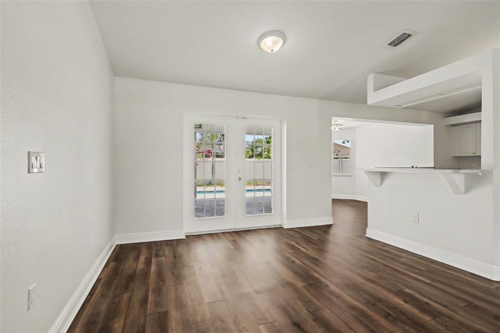 1303 SE 19TH ST, CAPE CORAL, FL, 33990