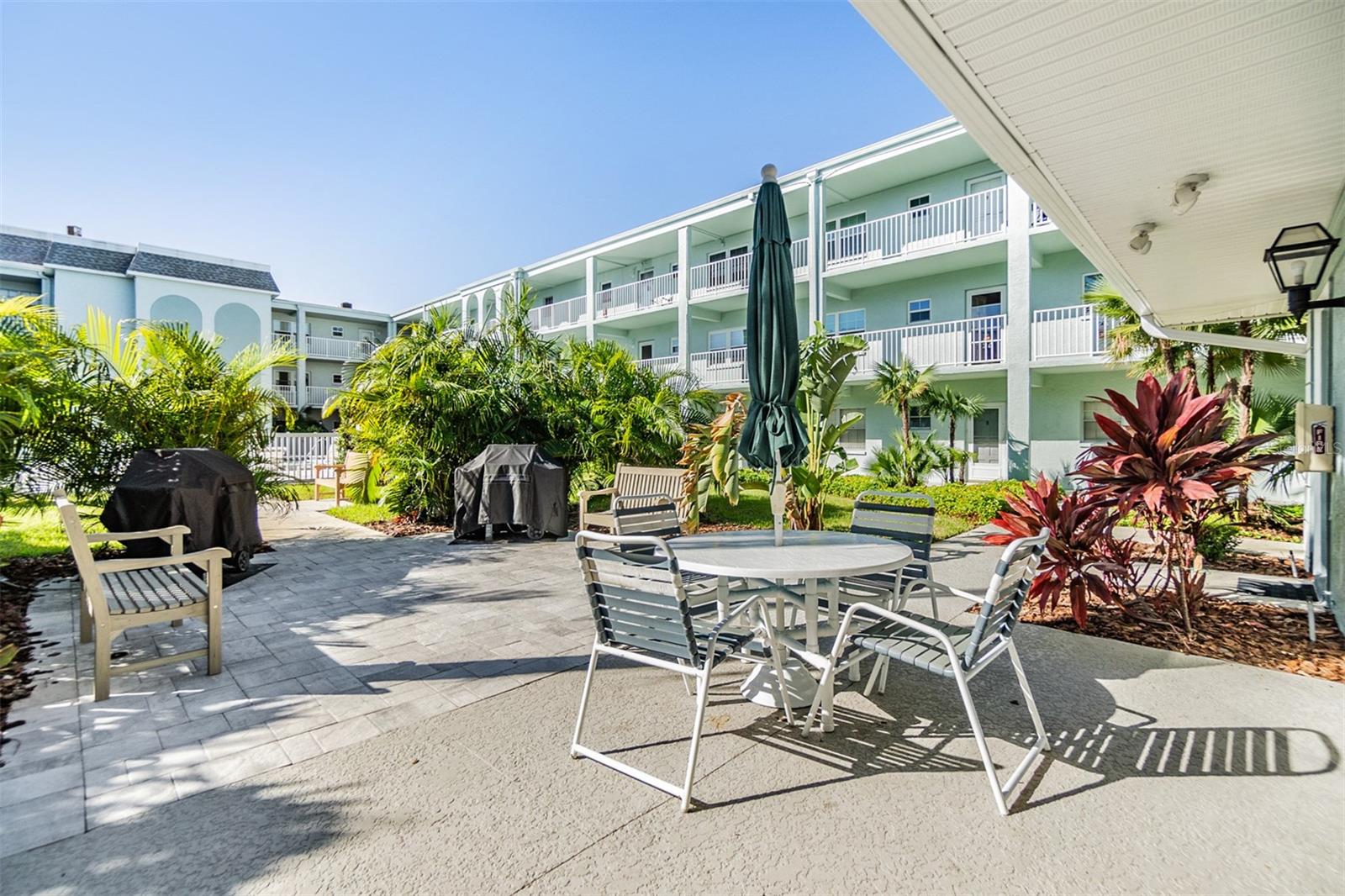 701 POINSETTIA RD #306, BELLEAIR, FL, 33756