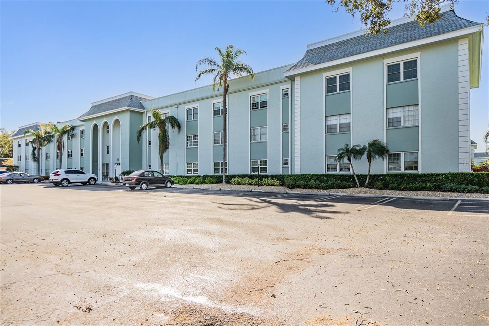 701 POINSETTIA RD #306, BELLEAIR, FL, 33756