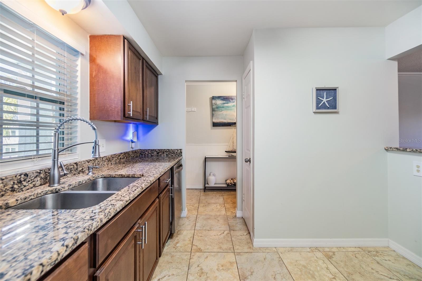 701 POINSETTIA RD #306, BELLEAIR, FL, 33756