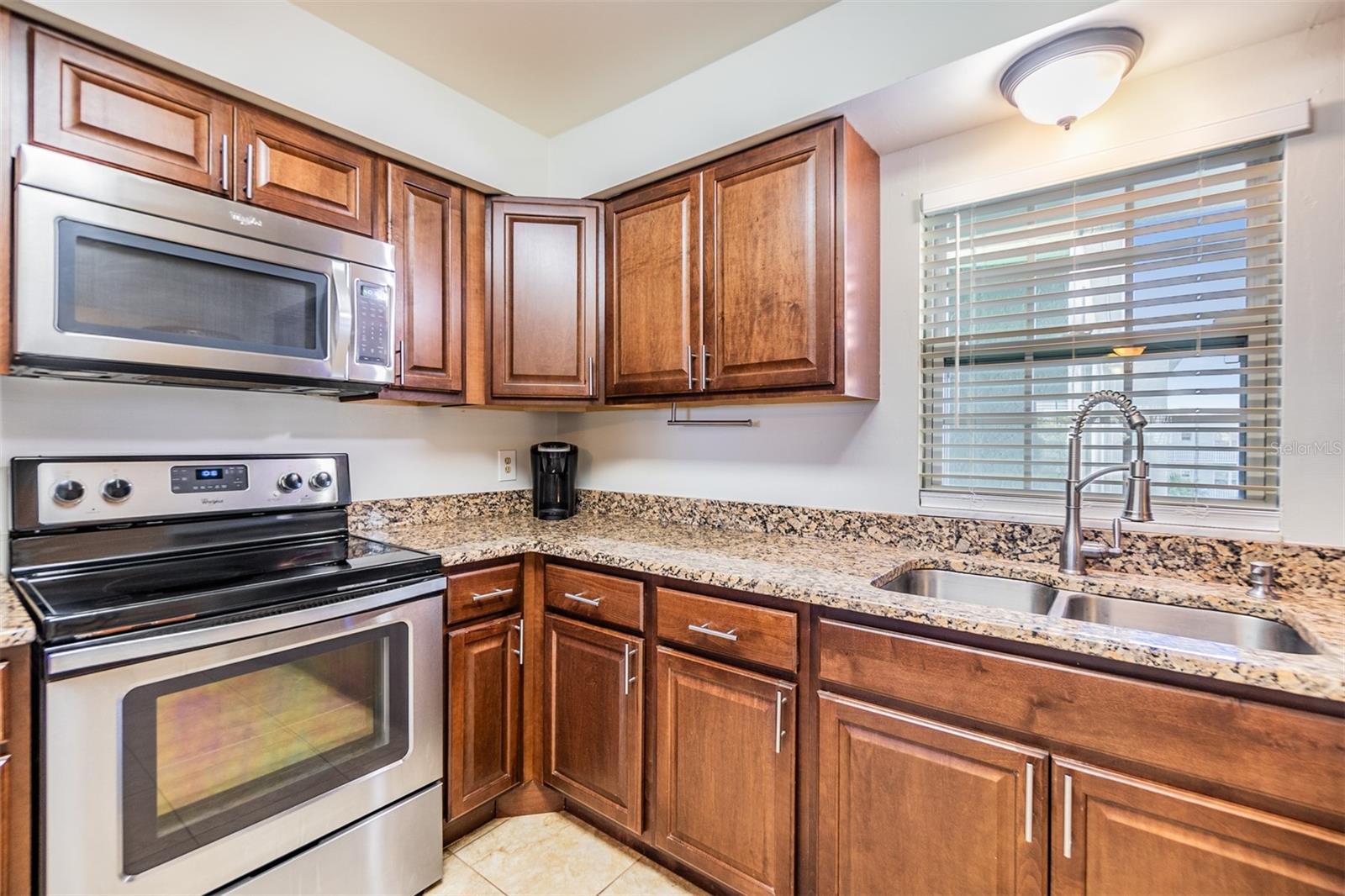 701 POINSETTIA RD #306, BELLEAIR, FL, 33756