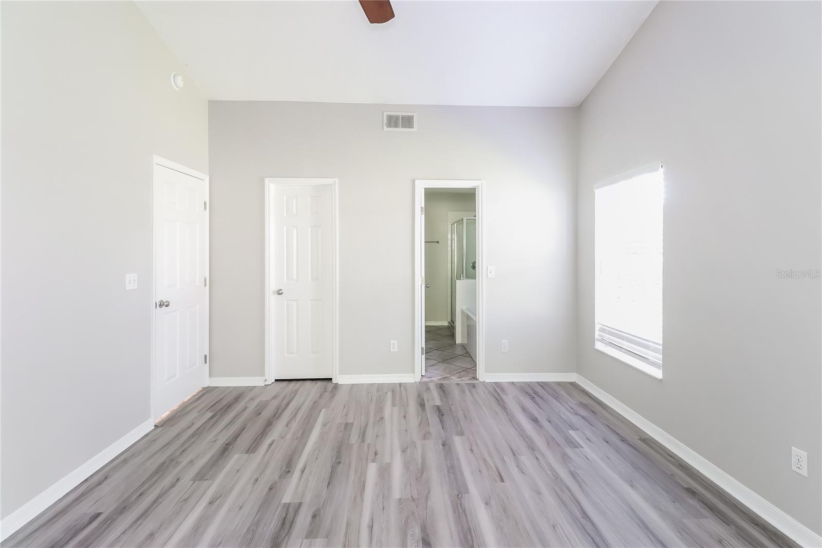 1057 ARBOR HILL CIR, MINNEOLA, FL, 34715