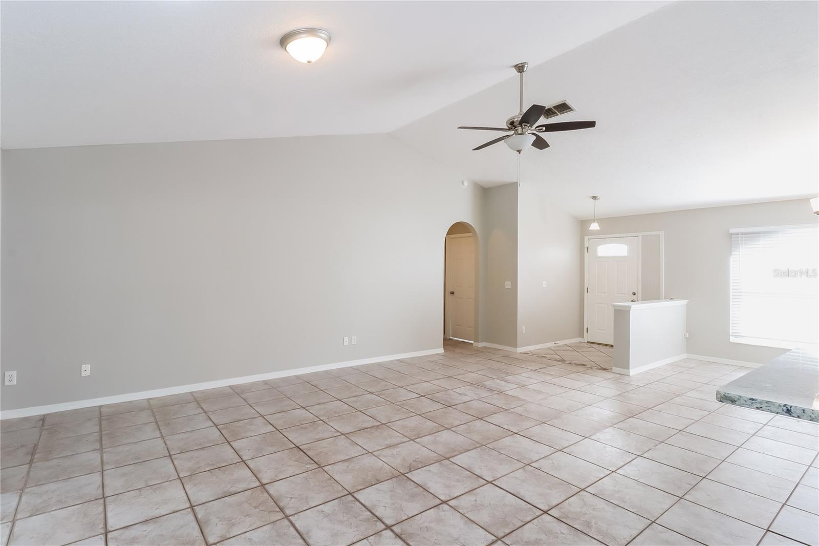 1057 ARBOR HILL CIR, MINNEOLA, FL, 34715
