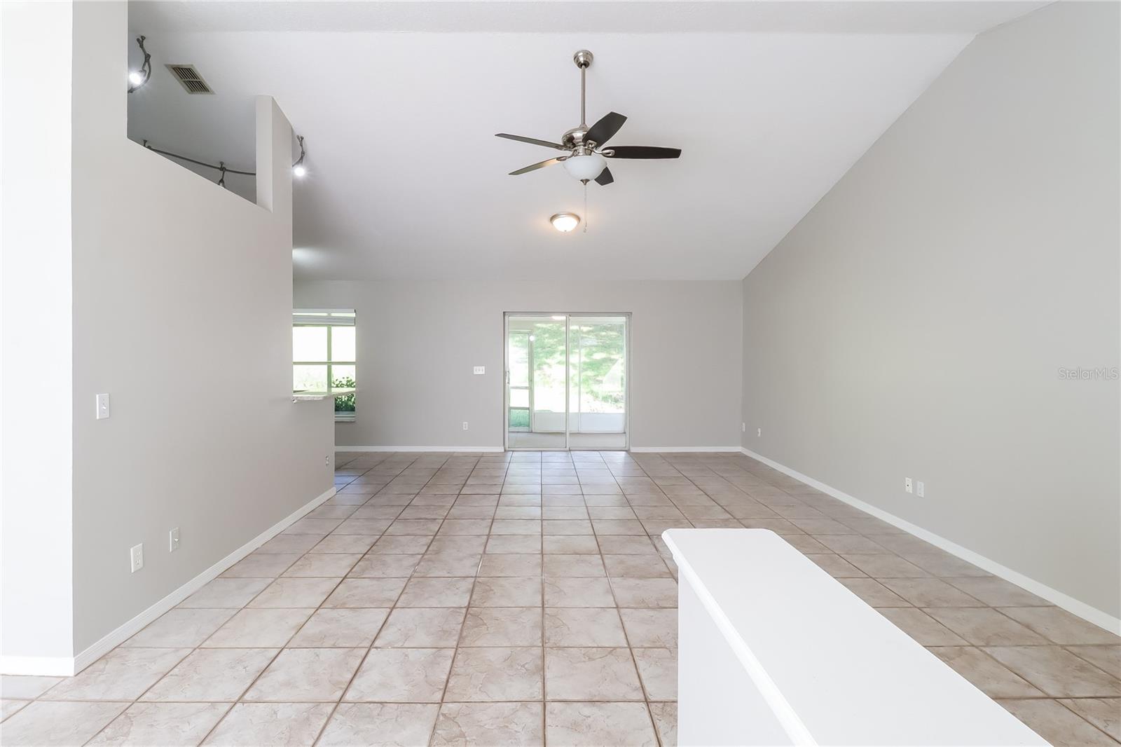 1057 ARBOR HILL CIR, MINNEOLA, FL, 34715