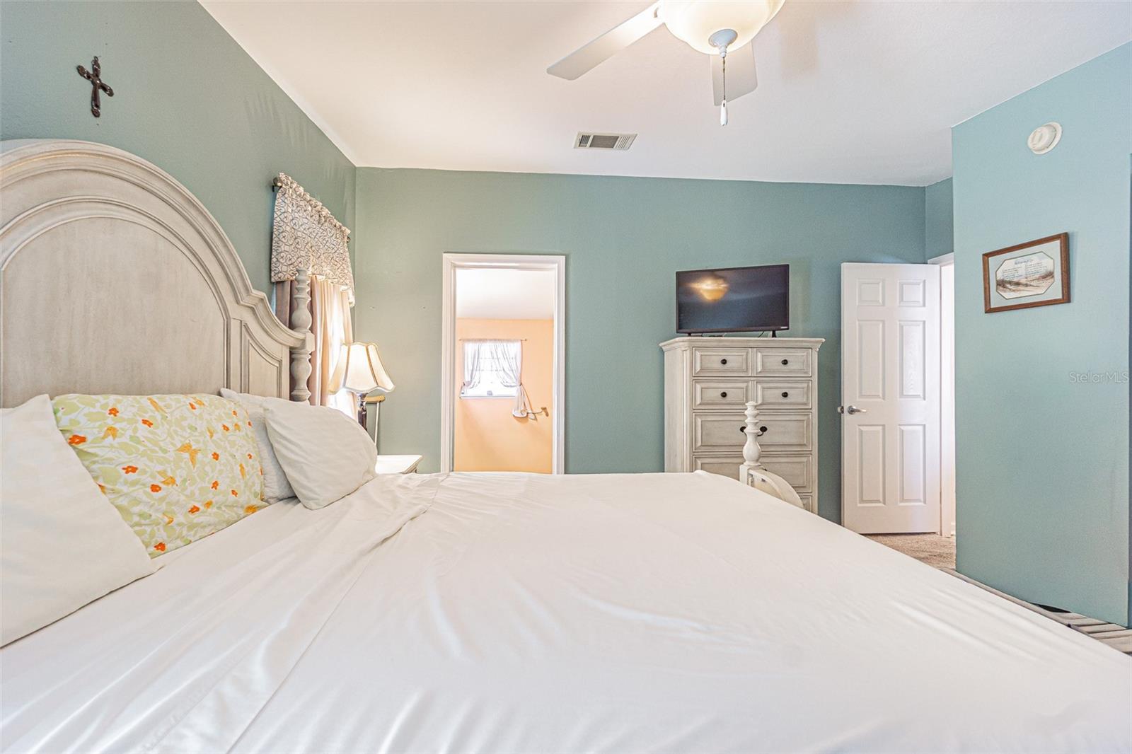 37349 GILL AVE, ZEPHYRHILLS, FL, 33541