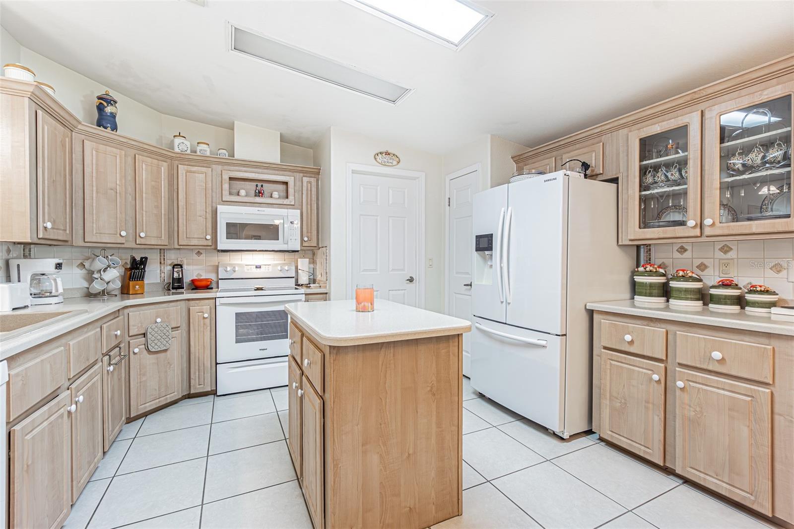 37349 GILL AVE, ZEPHYRHILLS, FL, 33541