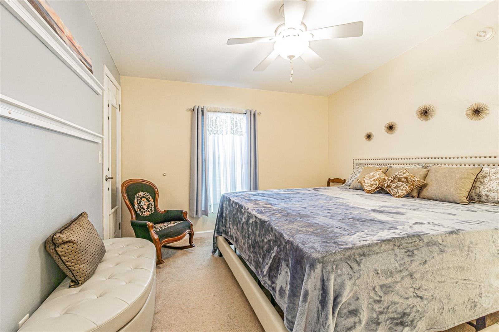 37349 GILL AVE, ZEPHYRHILLS, FL, 33541