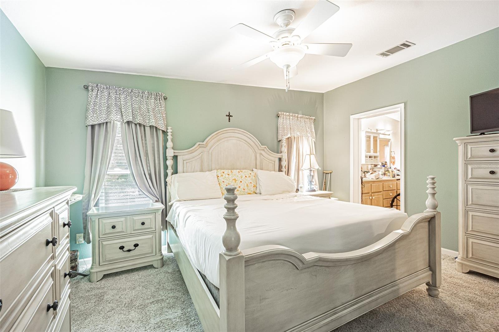 37349 GILL AVE, ZEPHYRHILLS, FL, 33541