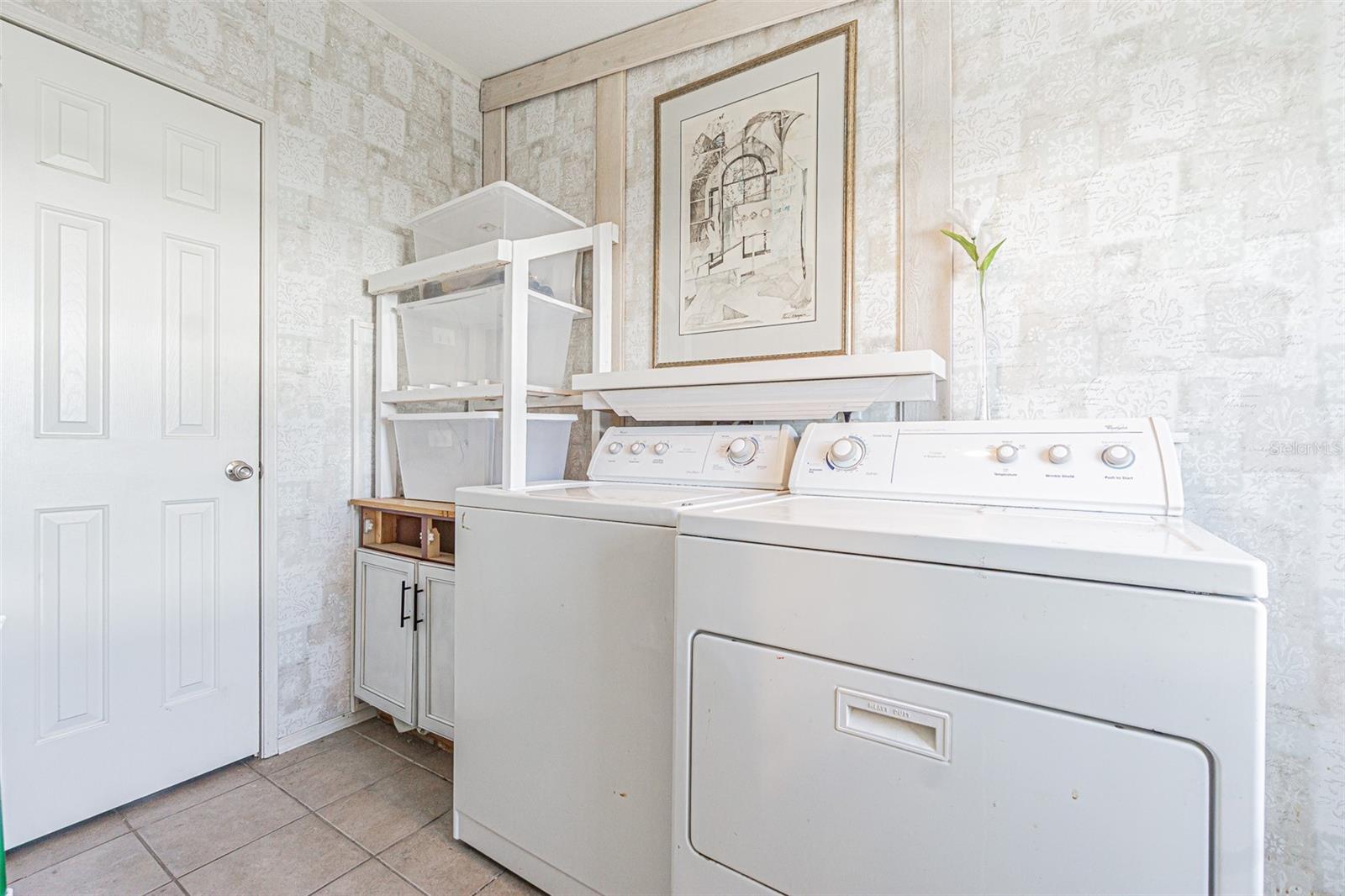 37627 LORENA AVE, ZEPHYRHILLS, FL, 33541