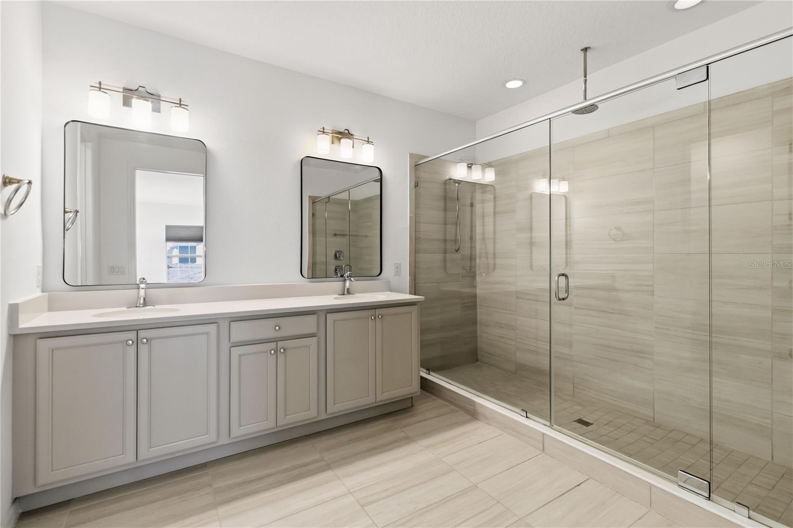 8210 NEMOURS PKWY, ORLANDO, FL, 32827