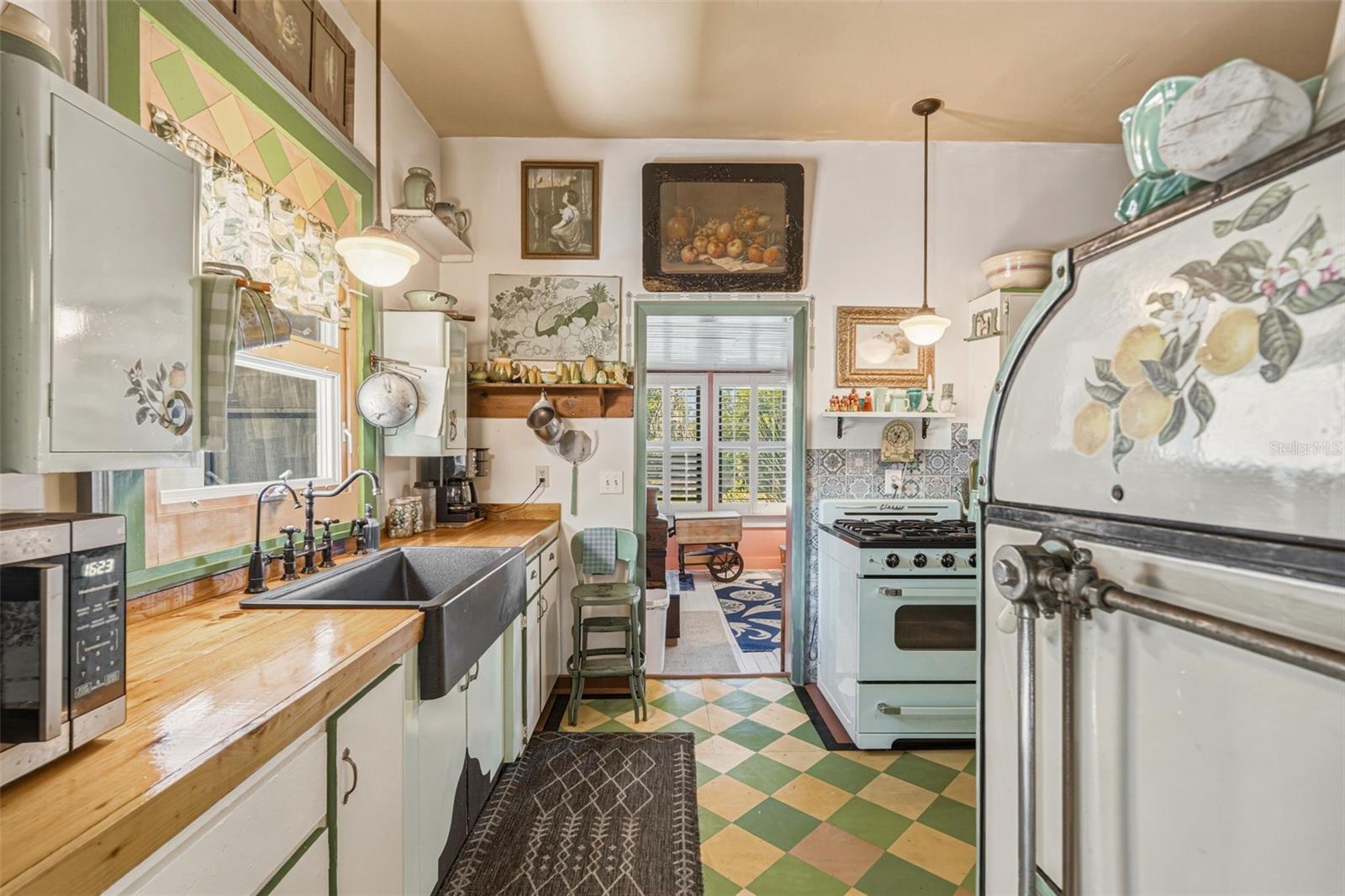 223 N MONROE AVE, ARCADIA, FL, 34266