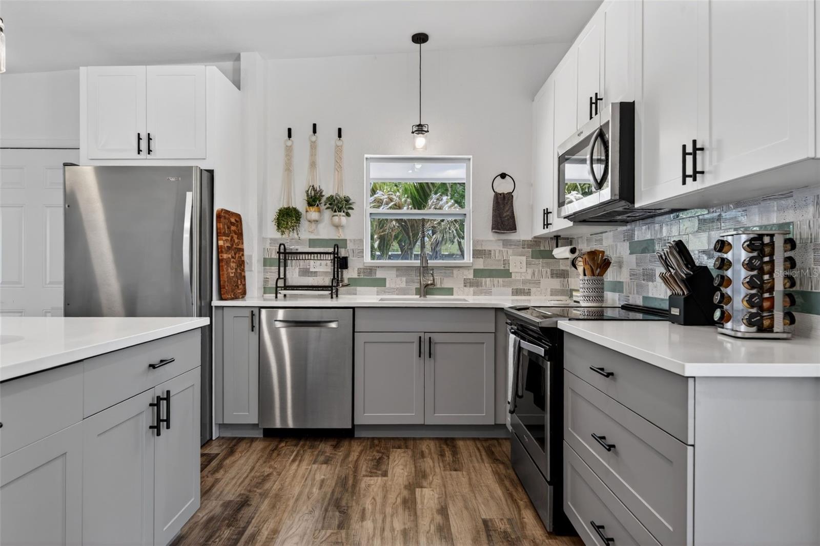 6318 21ST AVE N, ST PETERSBURG, FL, 33710