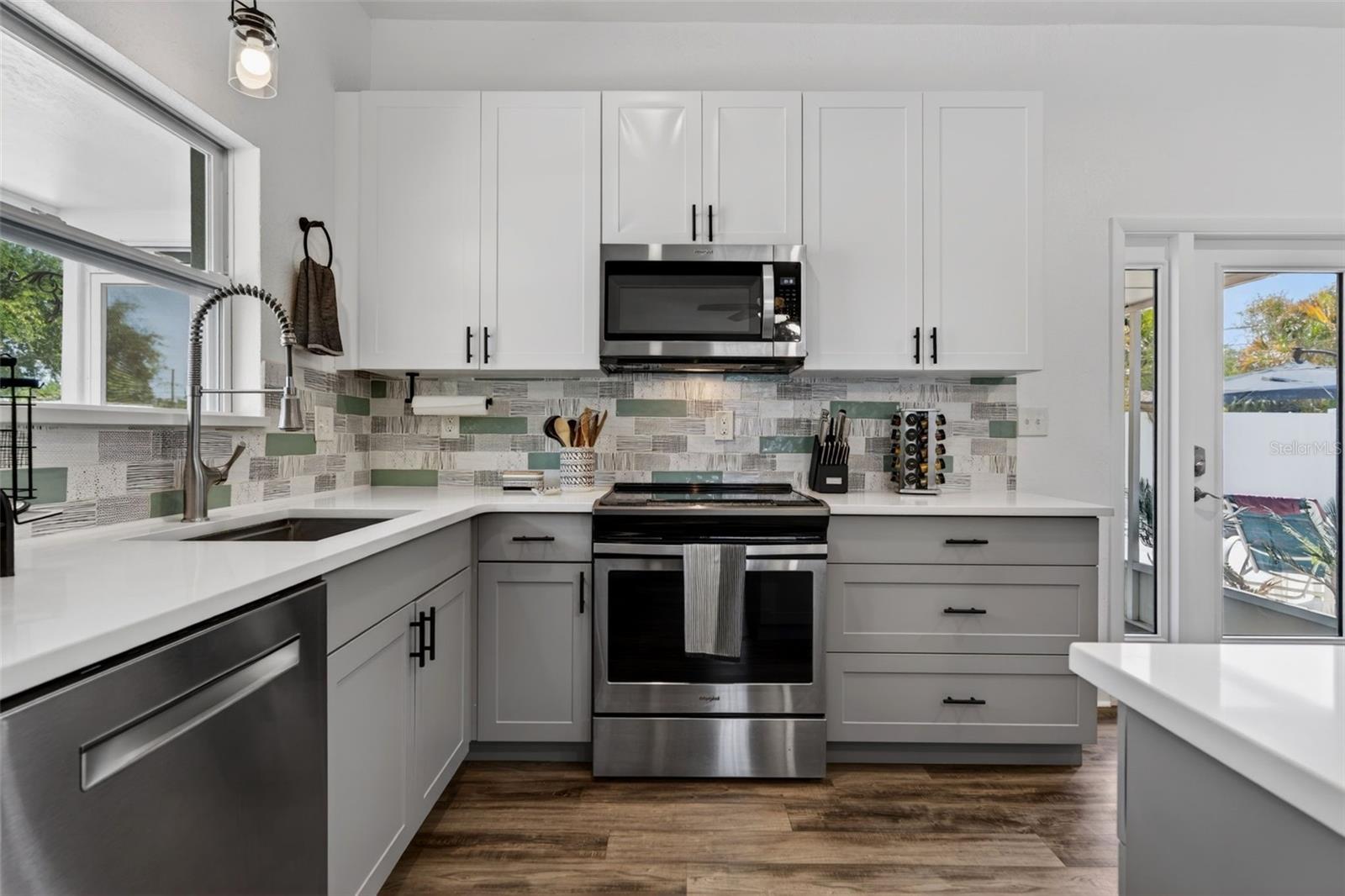 6318 21ST AVE N, ST PETERSBURG, FL, 33710