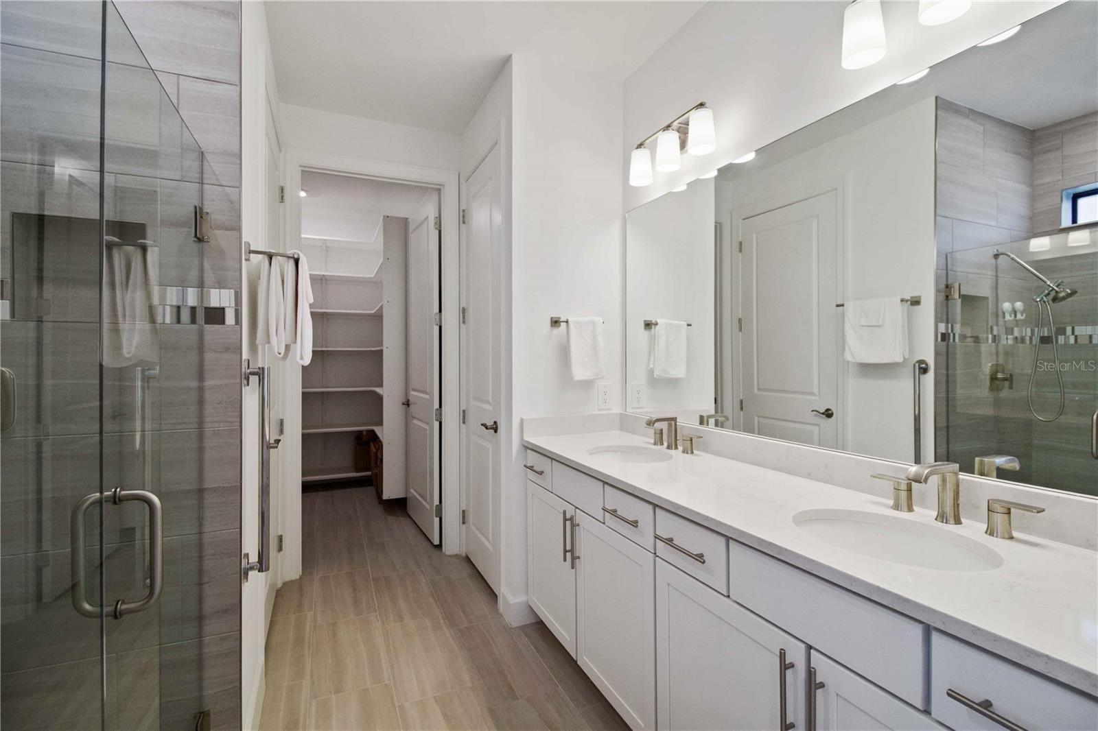 6713 ALSTEAD CIR, LAKEWOOD RANCH, FL, 34202