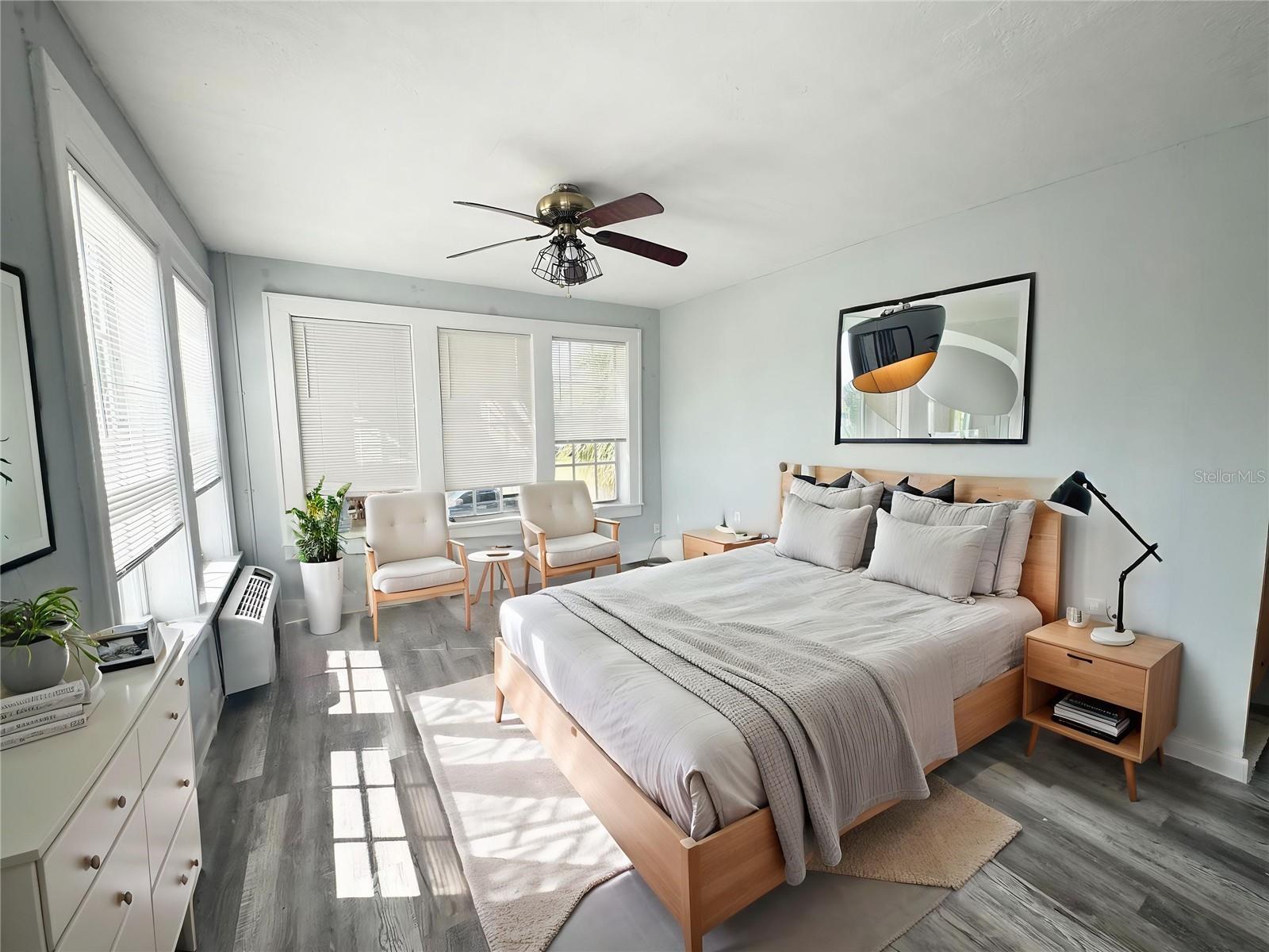 704 CORDOVA DR #4, ORLANDO, FL, 32804