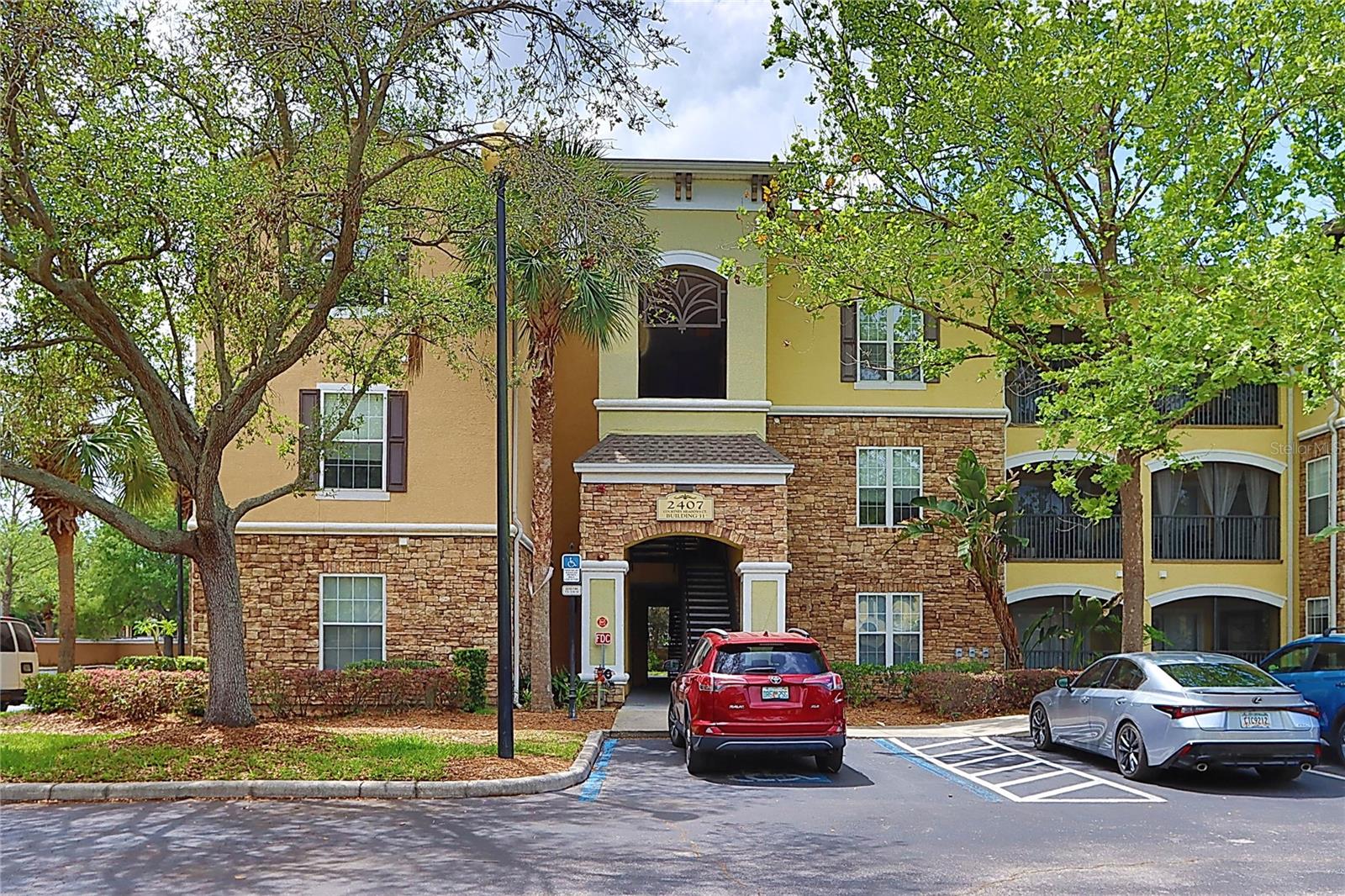 2407 COURTNEY MEADOWS CT #103, TAMPA, FL, 33619