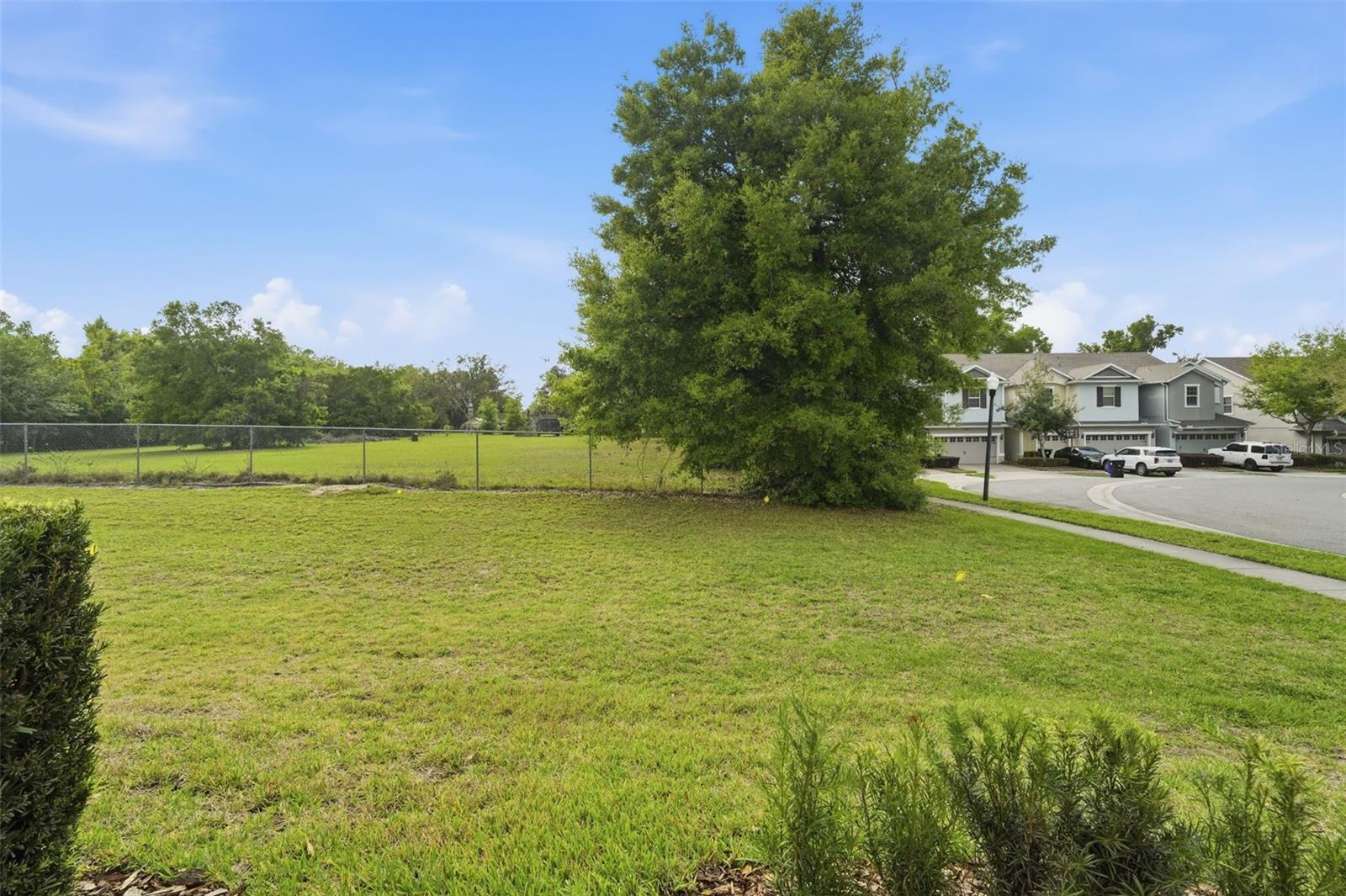 1226 E 10TH ST, APOPKA, FL, 32703