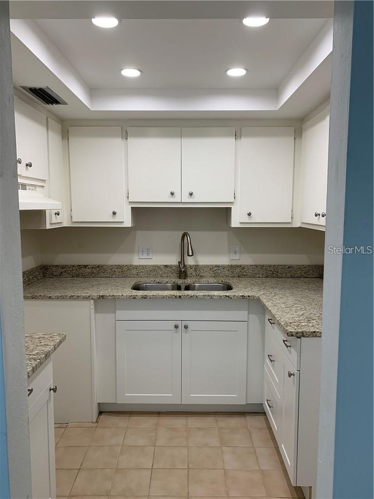 4035 S SCHOOL AVE #D2, SARASOTA, FL, 34231